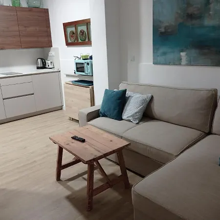 Kiana Loft, La Casa Del Parral * חרז